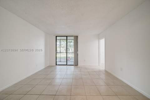 8420 SW 133rd Ave Rd 224, Miami FL - photo 10 of 18