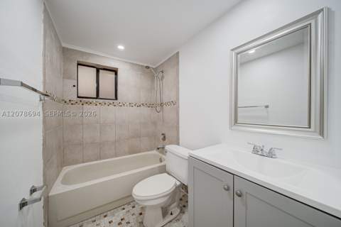 8420 SW 133rd Ave Rd 224, Miami FL - photo 6 of 18