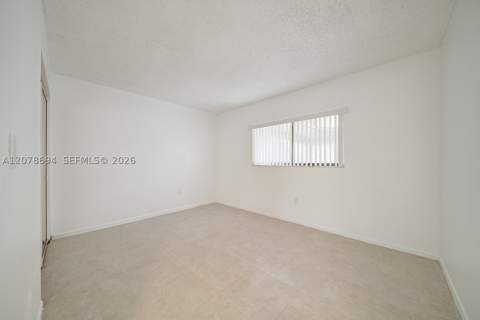 8420 SW 133rd Ave Rd 224, Miami FL - photo 8 of 18