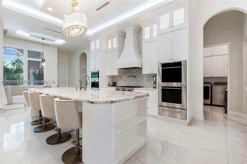 6 bedroom SingleFamilyResidence at 1360 98th St, Bay Harbor Island, Bay Harbor Islands — photo 3