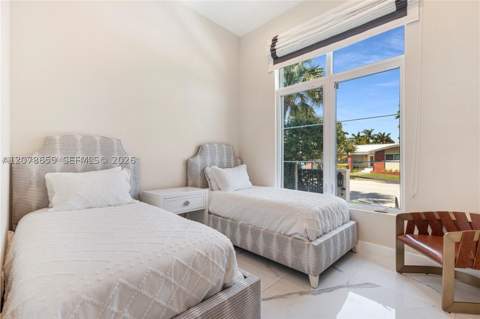 1360 98th St, Bay Harbor Islands FL - photo 9 of 38