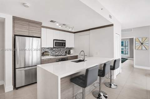 300 S Biscayne Blvd T-1816, Miami FL - photo 12 of 40