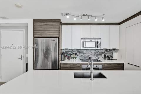 300 S Biscayne Blvd T-1816, Miami FL - photo 13 of 40