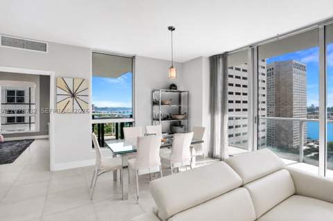 300 S Biscayne Blvd T-1816, Miami FL - photo 17 of 40