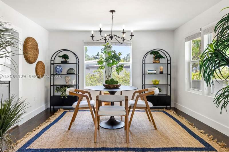 5 bedroom SingleFamilyResidence at 7121 SW 63rd Ave, Royal Palm Villas, South Miami — photo 5
