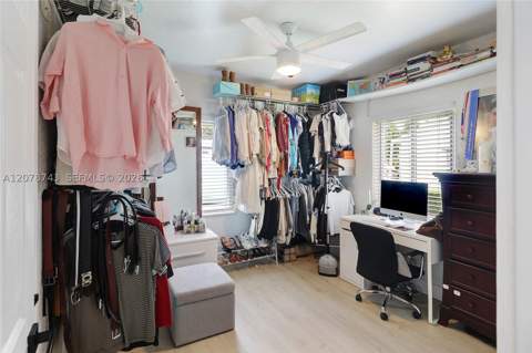 14940 Pierce St, Miami FL - photo 17 of 29