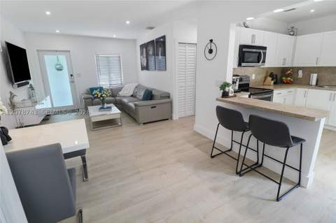 14940 Pierce St, Miami FL - photo 8 of 29