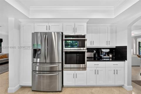1043 Alfonso Ave, Coral Gables FL - photo 12 of 37
