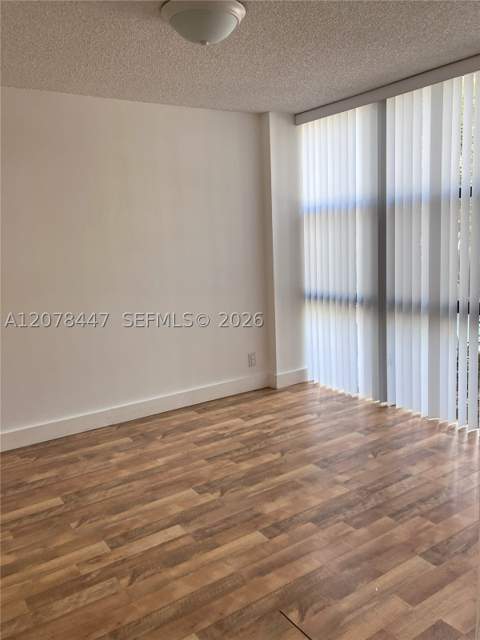 17011 N Bay Rd 205, Sunny Isles Beach FL - photo 9 of 12