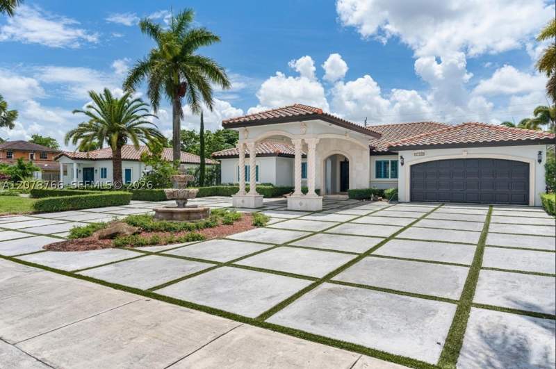 4 bedroom SingleFamilyResidence at 17122 SW 156th Ct, Kessler Grove Sec 4, Miami — photo 2