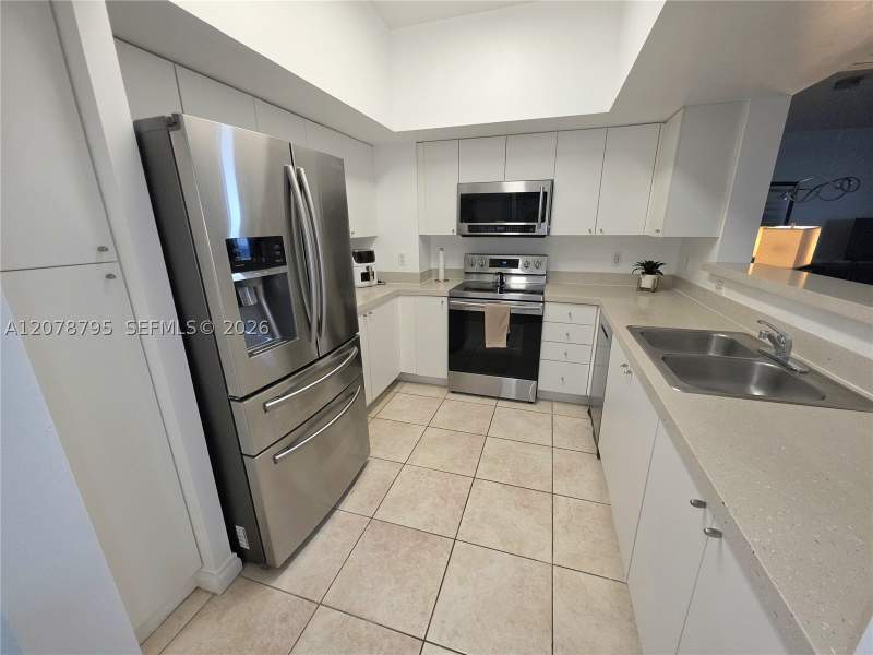 1 bedroom Condominium at 17375 Collins Ave 2706, Ocean Point Beach Club Co, Sunny Isles Beach — photo 4