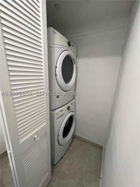 488 NE 18th St 3100, Miami FL - photo 23 of 28