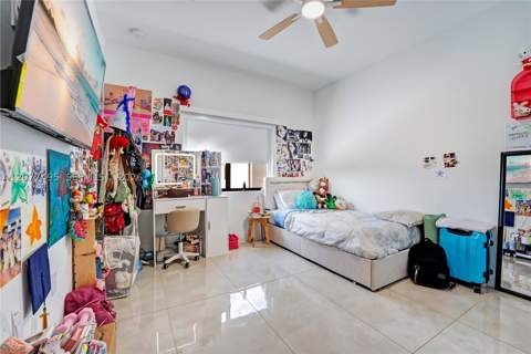 1314 NW 2nd Ter, Florida City FL - photo 17 of 35
