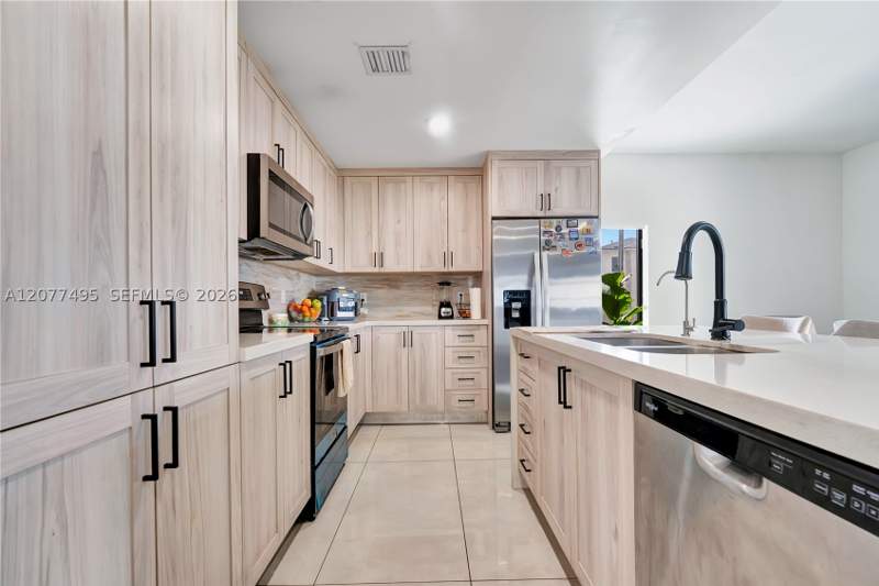 5 bedroom SingleFamilyResidence at 1314 NW 2nd Ter, Alba, Florida City — photo 4