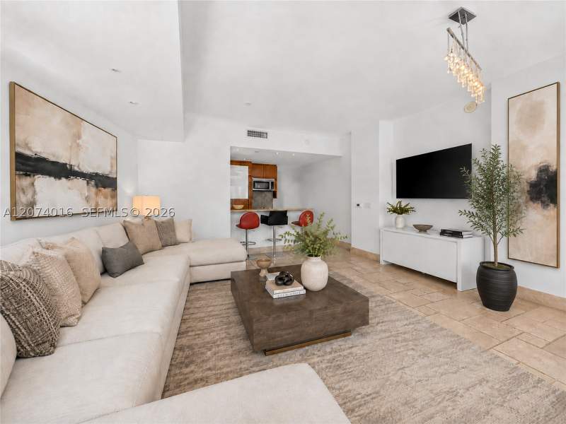 0 bedroom Condominium at 50 S Pointe Dr 504, Continuum On South Beach, Miami Beach — photo 5