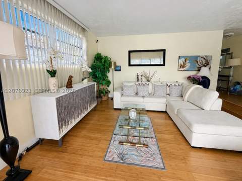 1820 NW 172nd Ter, Miami Gardens FL - photo 12 of 14