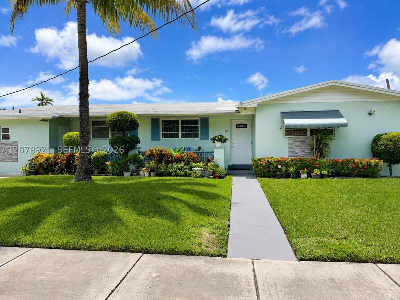 4 bedroom SingleFamilyResidence at 1820 NW 172nd Ter, Sunny Lake Ests 1st Addn, Miami Gardens — photo 4