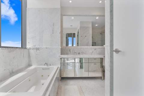17475 Collins Ave 2203, Sunny Isles Beach FL - photo 22 of 59