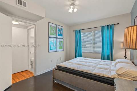 915 8th St 102, Miami Beach FL - photo 15 of 24