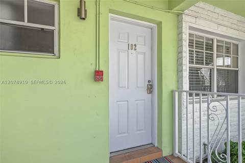 915 8th St 102, Miami Beach FL - photo 22 of 24