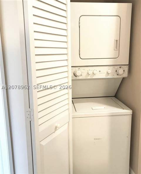 18290 Mediterranean Blvd 7-5, Hialeah FL - photo 9 of 23