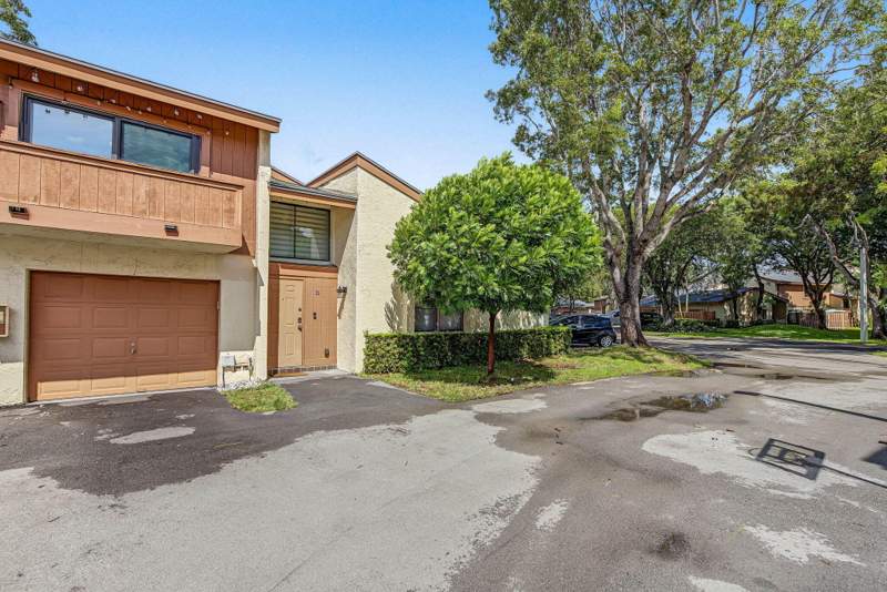 3 bedroom Condominium at 11491 SW 109th Road 15d, Greenglades Condo 2, Miami — photo 3