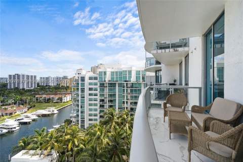 3029 NE 188th St 1021, Aventura FL - photo 12 of 30