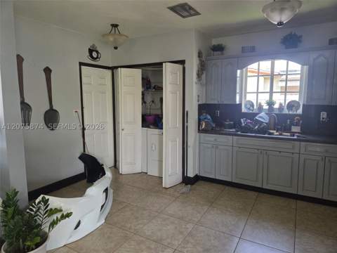 4601 W 9th Ave, Hialeah FL - photo 9 of 13