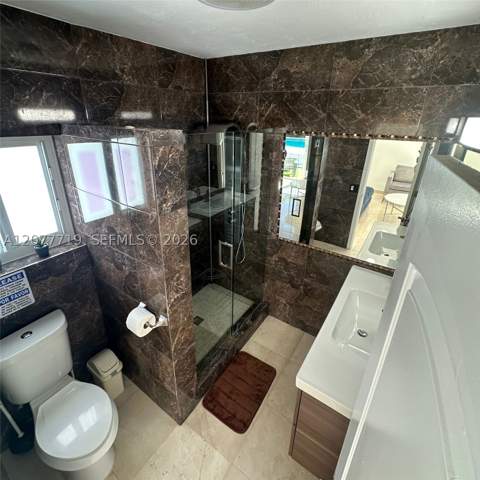 17650 NE 19th Ave, North Miami Beach FL - photo 14 of 21