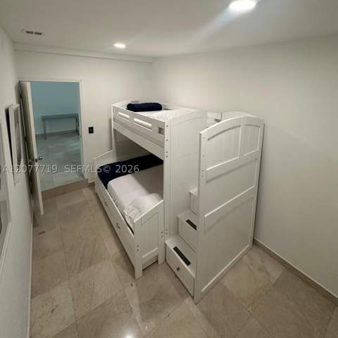 17650 NE 19th Ave, North Miami Beach FL - photo 16 of 21