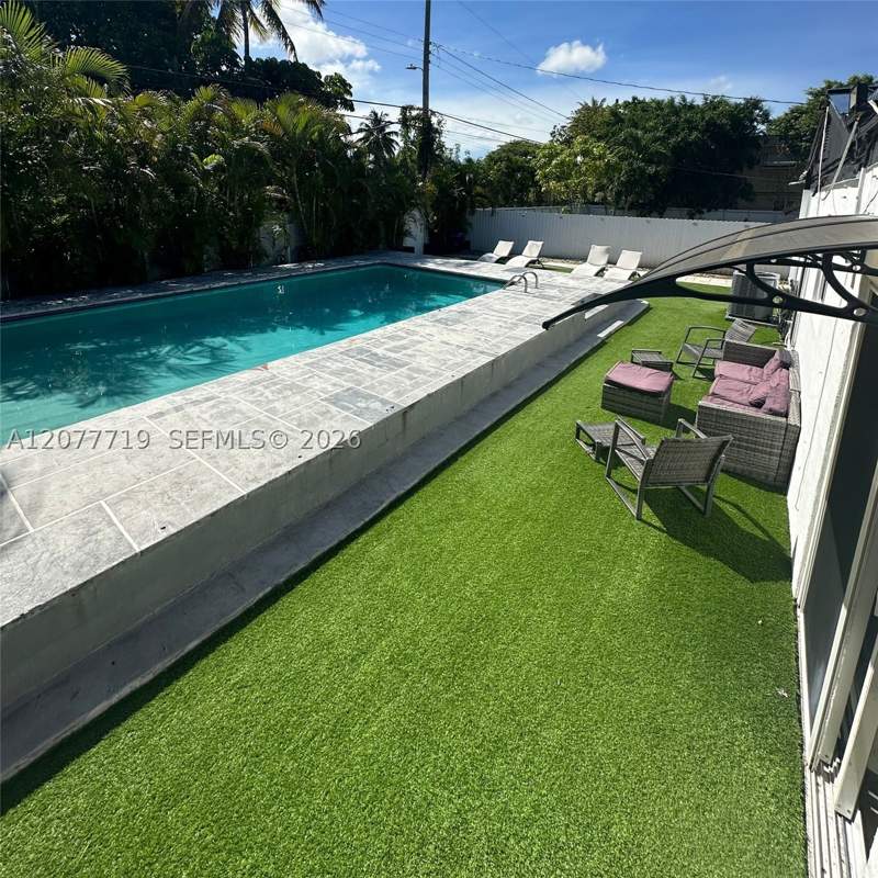 4 bedroom SingleFamilyResidence at 17650 NE 19th Ave, Fulford By Sea Sec A, North Miami Beach — photo 2