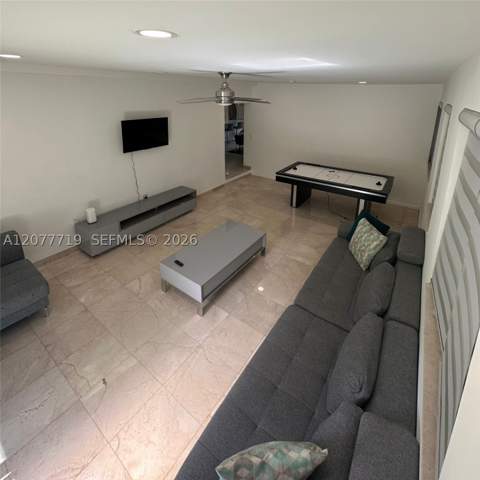 17650 NE 19th Ave, North Miami Beach FL - photo 7 of 21