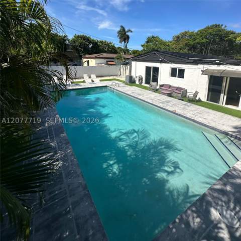 17650 NE 19th Ave, North Miami Beach FL - photo 9 of 21