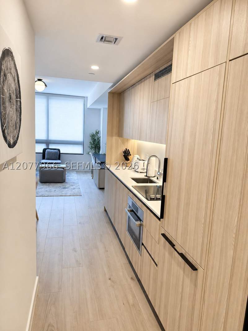 1 bedroom Condominium at 225 N Miami Ave 2810, District 225 Condo, Miami — photo 3