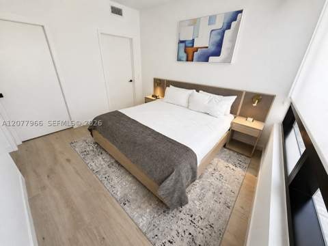 225 N Miami Ave 2810, Miami FL - photo 8 of 33