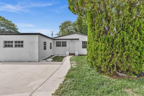 446 NW 119th Street, Miami FL - photo 10 of 54