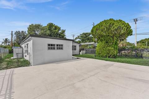 446 NW 119th Street, Miami FL - photo 11 of 54