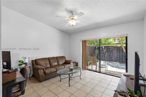 6633 NW 176th Ter, Hialeah FL - photo 14 of 40