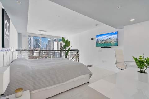 41 SE 5th St 1111, Miami FL - photo 18 of 46