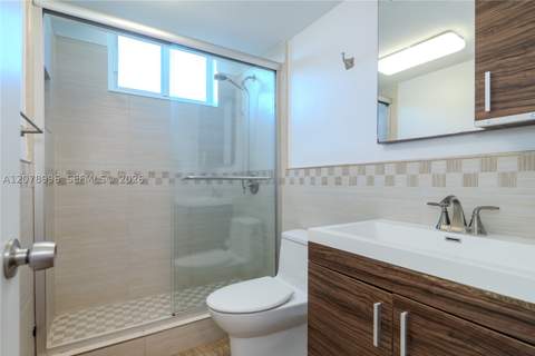 921 Jefferson Ave 3C, Miami Beach FL - photo 13 of 32