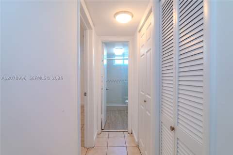 921 Jefferson Ave 3C, Miami Beach FL - photo 18 of 32