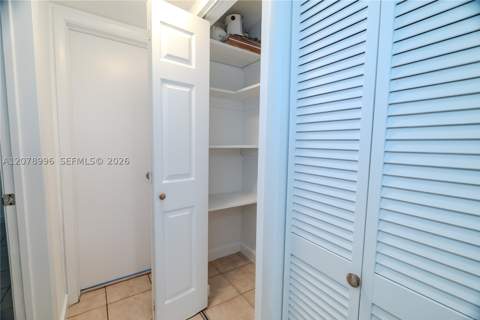 921 Jefferson Ave 3C, Miami Beach FL - photo 19 of 32