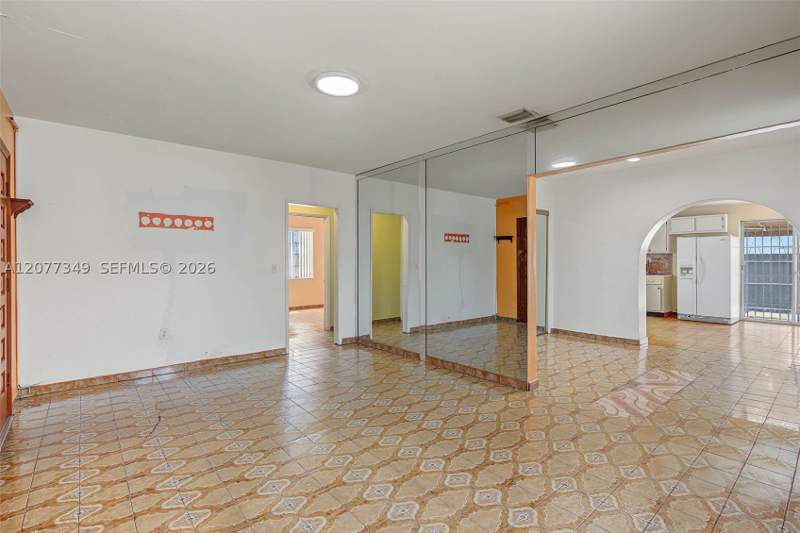 2 bedroom SingleFamilyResidence at 3940 NW 2nd St, Churchill Estates, Miami — photo 5