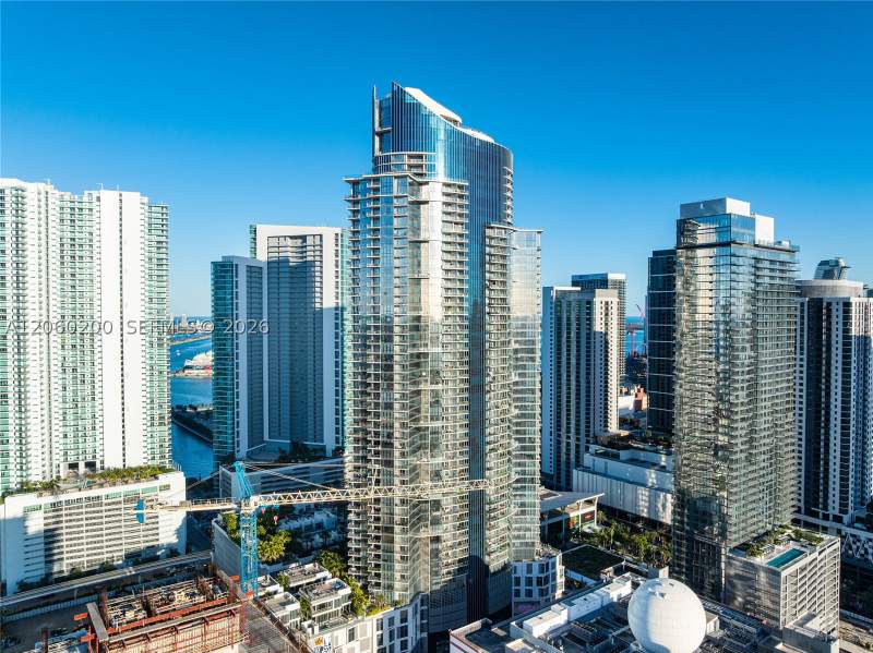 3 bedroom Condominium at 851 NE 1st Ave 2911, Paramount Miami Worldcent, Miami — photo 2