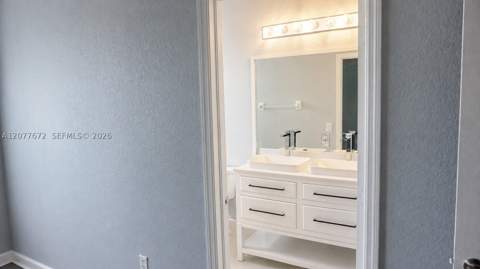 7616 NW 114th Path, Doral FL - photo 17 of 30