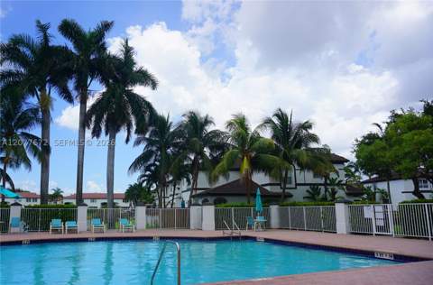 7616 NW 114th Path, Doral FL - photo 24 of 30