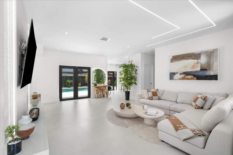 4 bedroom SingleFamilyResidence at 14514 SW 161st Court, Roseway Sub, Miami — photo 4