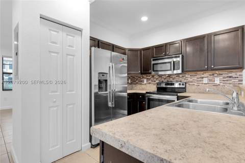 3202 SE 6th St, Homestead FL - photo 7 of 30
