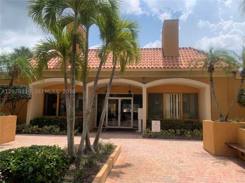 17911 NW 68th Ave O202, Hialeah FL - photo 11 of 15