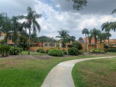 17911 NW 68th Ave O202, Hialeah FL - photo 15 of 15